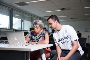 Student performing user testing